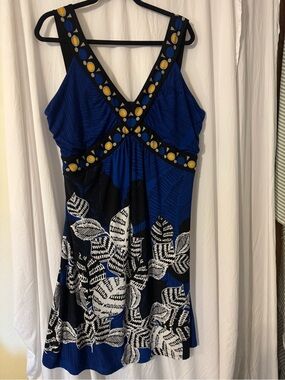 Style & Co, Blue Floral V-Neck Women’s Dress. Size 2 X Flowy, Summer fun. 🎰🥳🌺📸